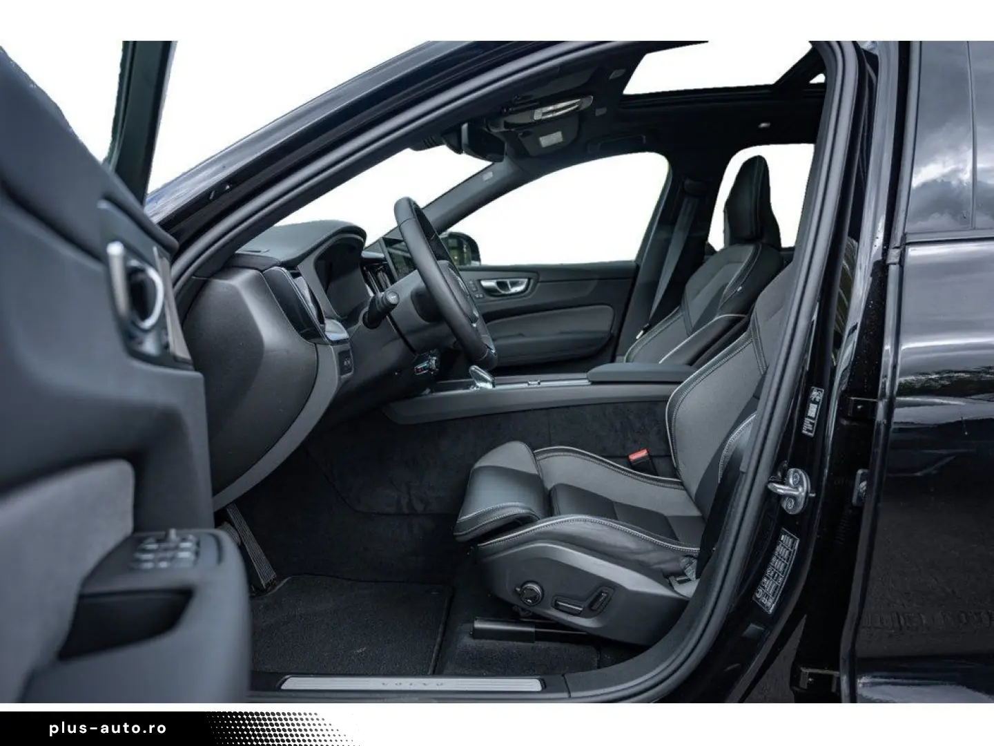 VOLVO XC60 T6 Ultra Black Edition AWD