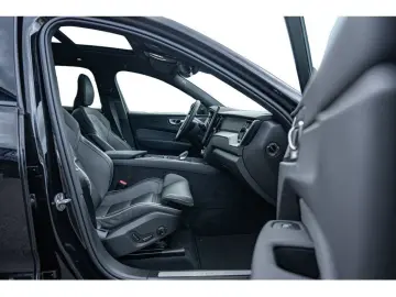 VOLVO XC60 T6 Ultra Black Edition AWD