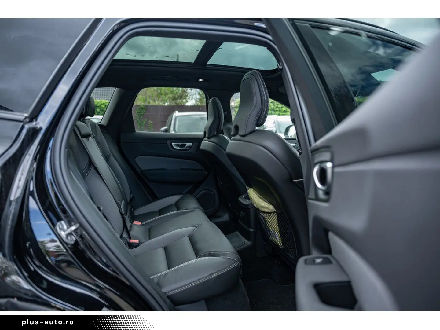VOLVO XC60 T6 Ultra Black Edition AWD