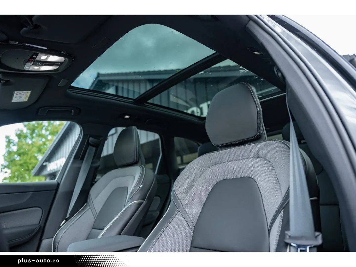 VOLVO XC60 T6 Ultra Black Edition AWD