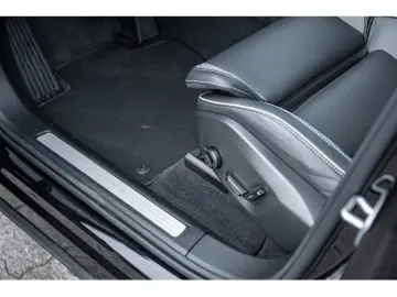 VOLVO XC60 T6 Ultra Black Edition AWD