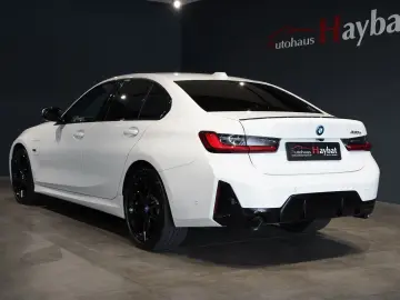 BMW 330e M Sport Pro-Curved-LED-ACC-RFK-HuD-H&K-