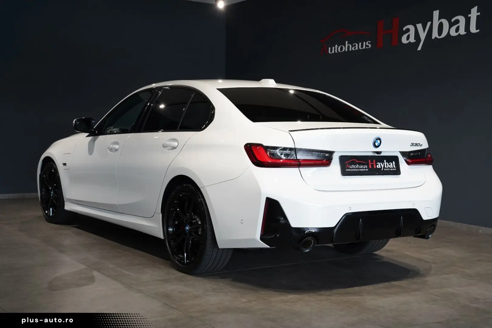 BMW 330e M Sport Pro-Curved-LED-ACC-RFK-HuD-H&K-