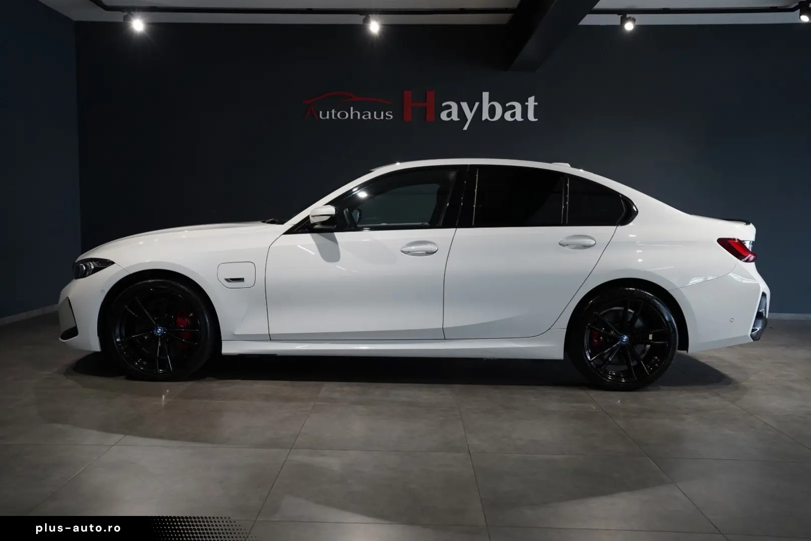 BMW 330e M Sport Pro-Curved-LED-ACC-RFK-HuD-H&K-