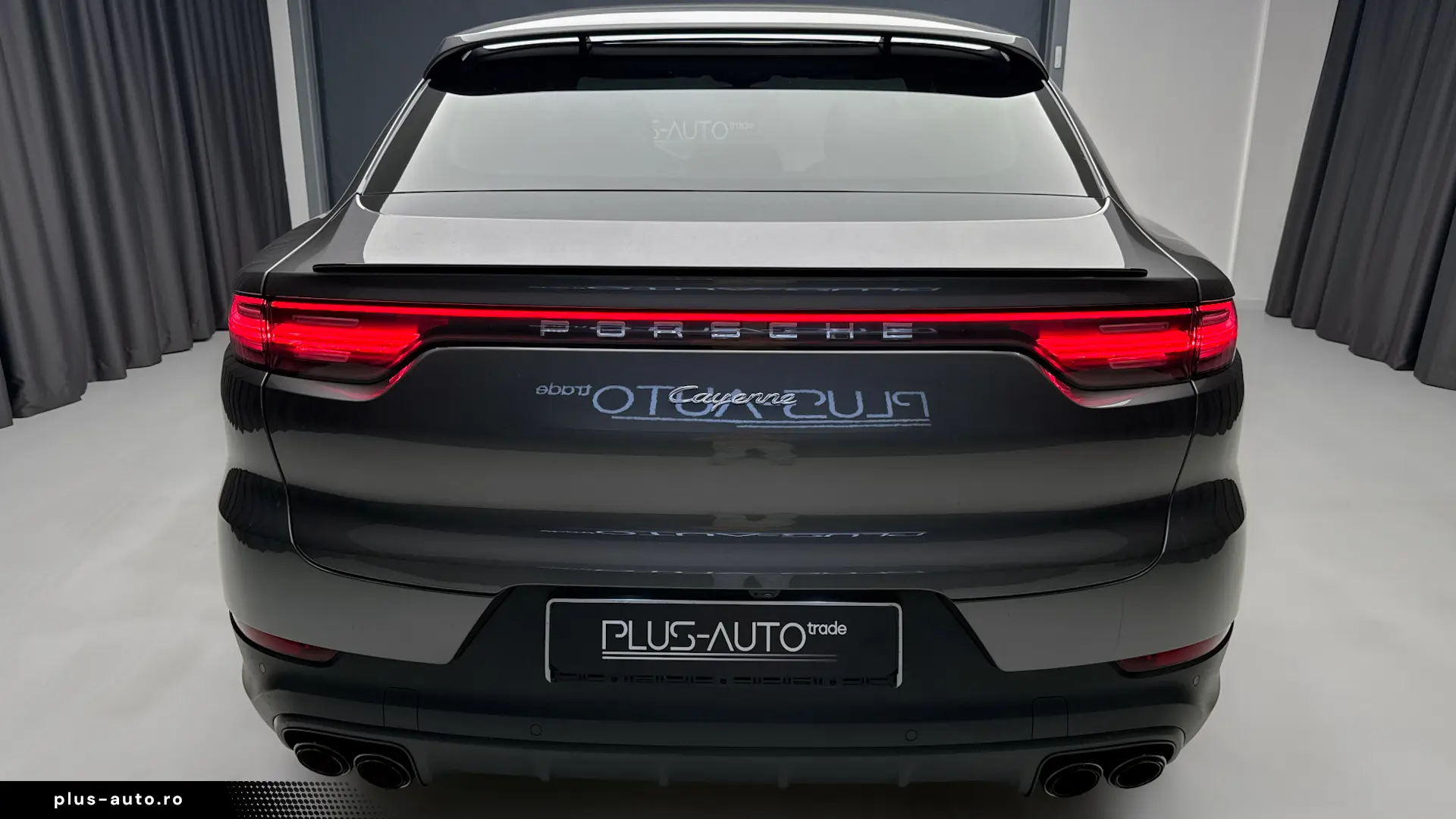Porsche Cayenne E-Hibrid Coupe Bose Pano 360