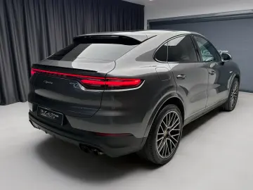 Porsche Cayenne E-Hibrid Coupe Bose Pano 360