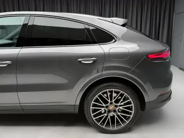 Porsche Cayenne E-Hibrid Coupe Bose Pano 360
