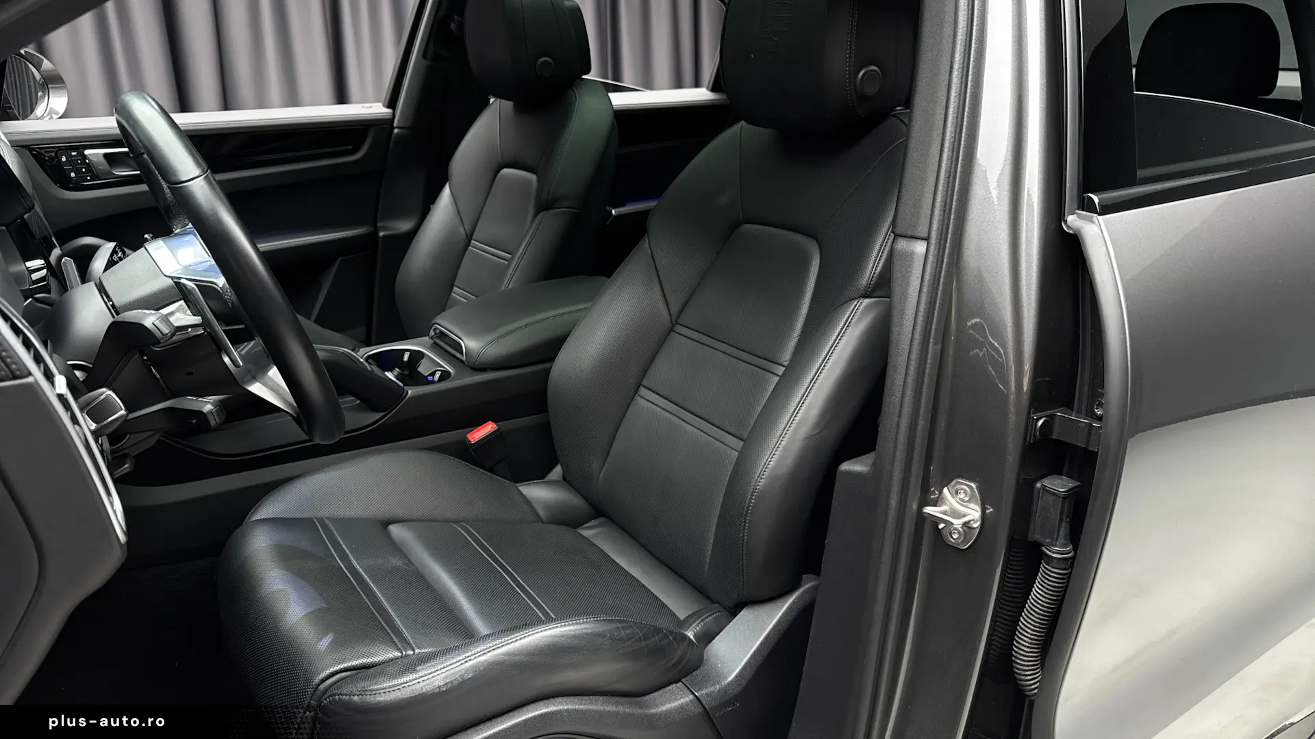 Porsche Cayenne E-Hibrid Coupe Bose Pano 360