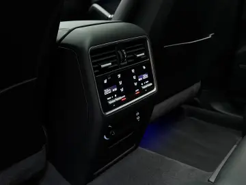 Porsche Cayenne E-Hibrid Coupe Bose Pano 360
