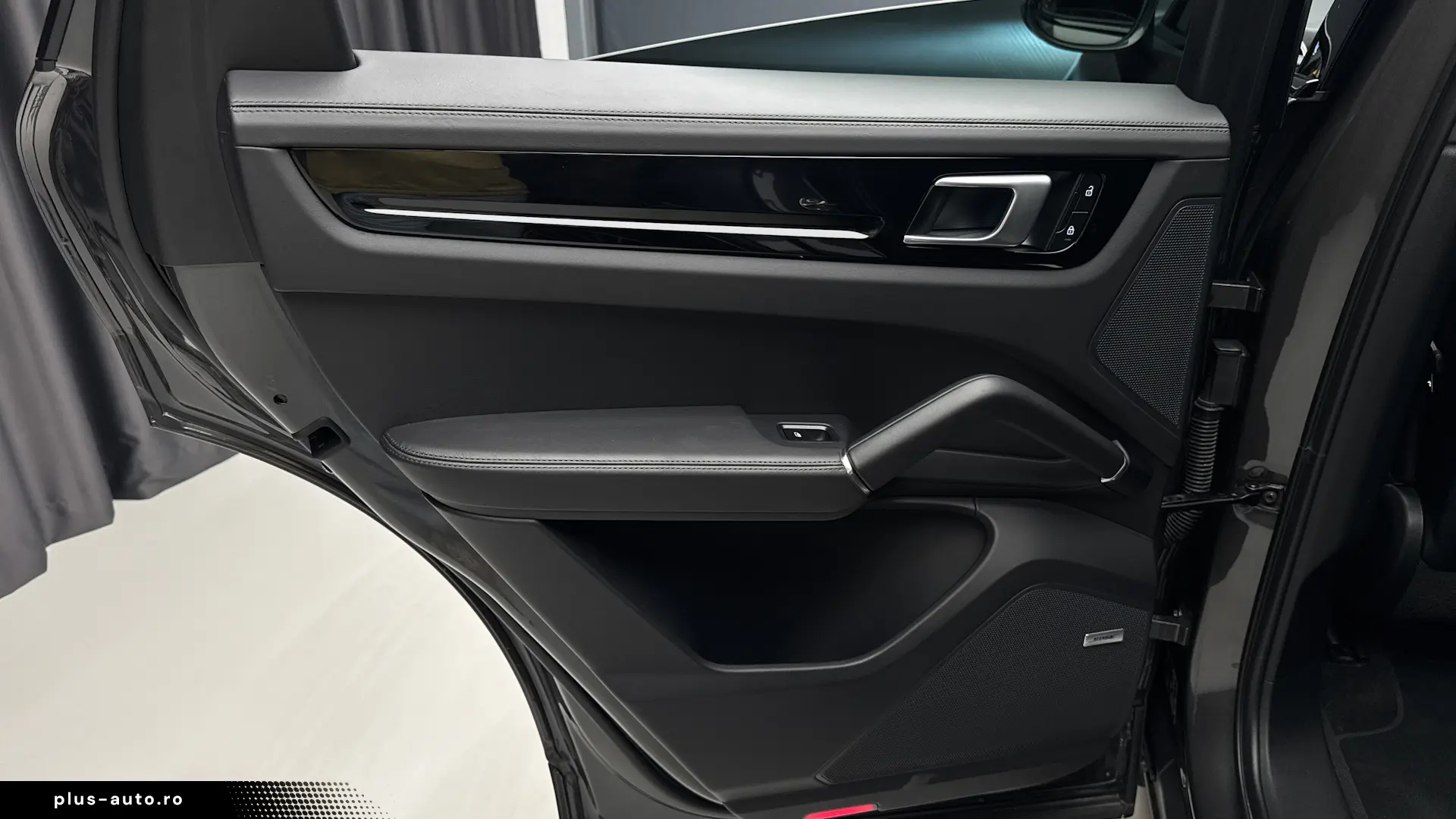 Porsche Cayenne E-Hibrid Coupe Bose Pano 360