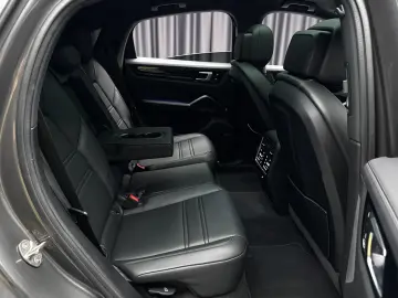 Porsche Cayenne E-Hibrid Coupe Bose Pano 360