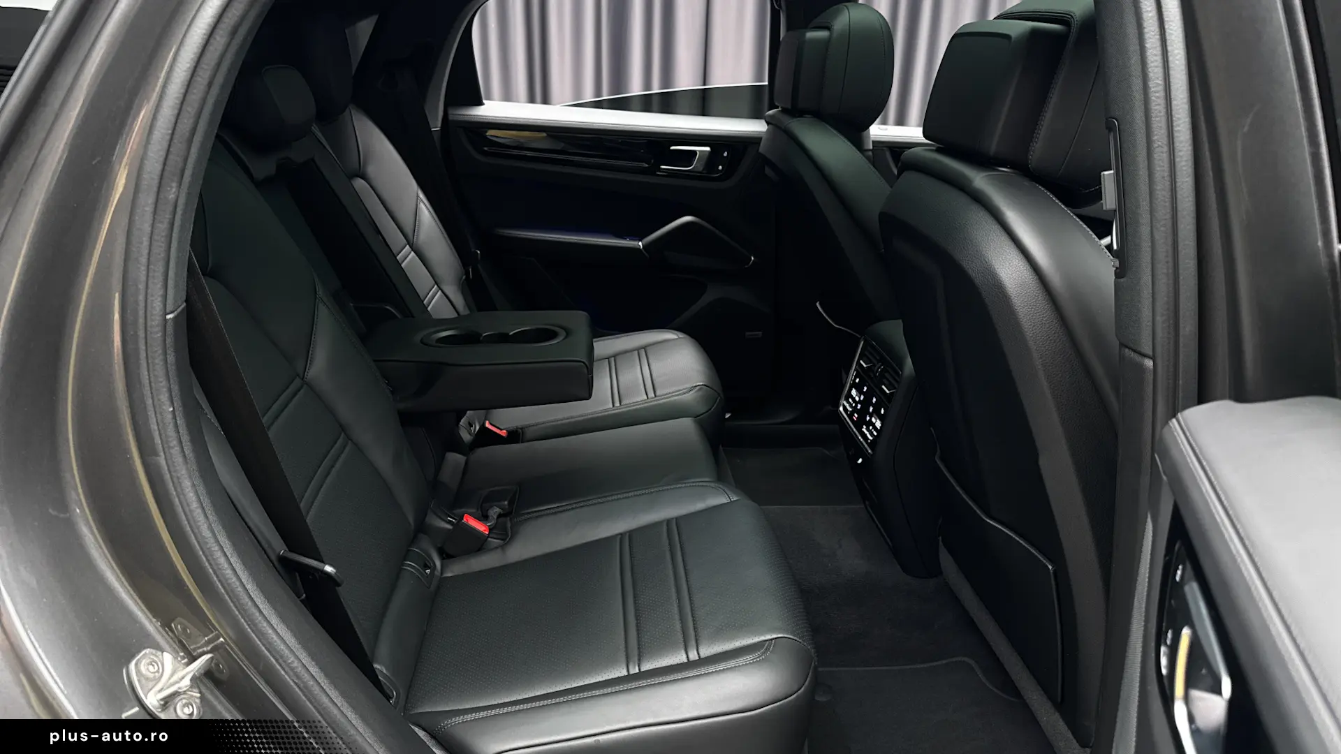 Porsche Cayenne E-Hibrid Coupe Bose Pano 360