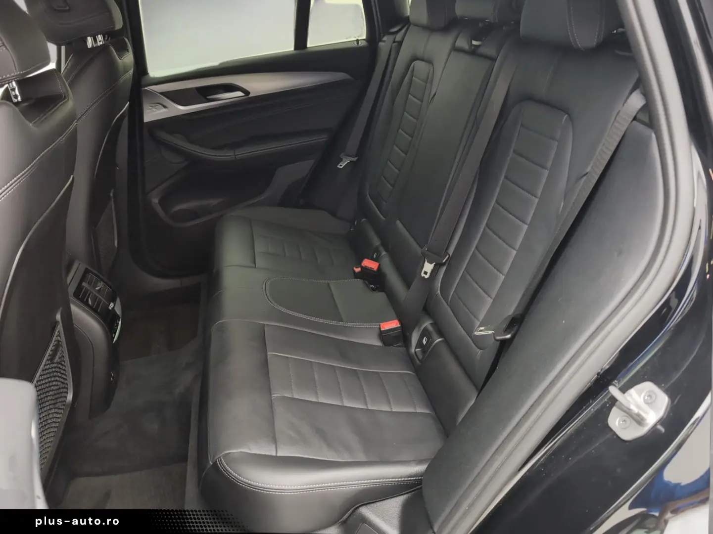 BMW X4 xDrive30i M Sport Standheizung AHK Harman K