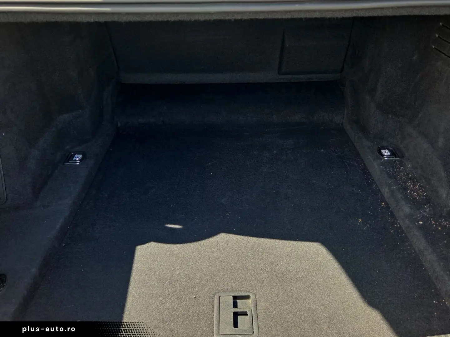 AUDI S8 TFSI qu tiptronic Navi DVD Matrix HUD B&O Pan