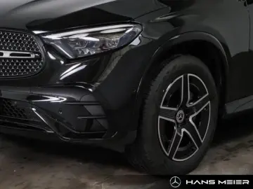 MERCEDES-BENZ GLC 400 e 4M AMG AHK Panorama Night Memory 360