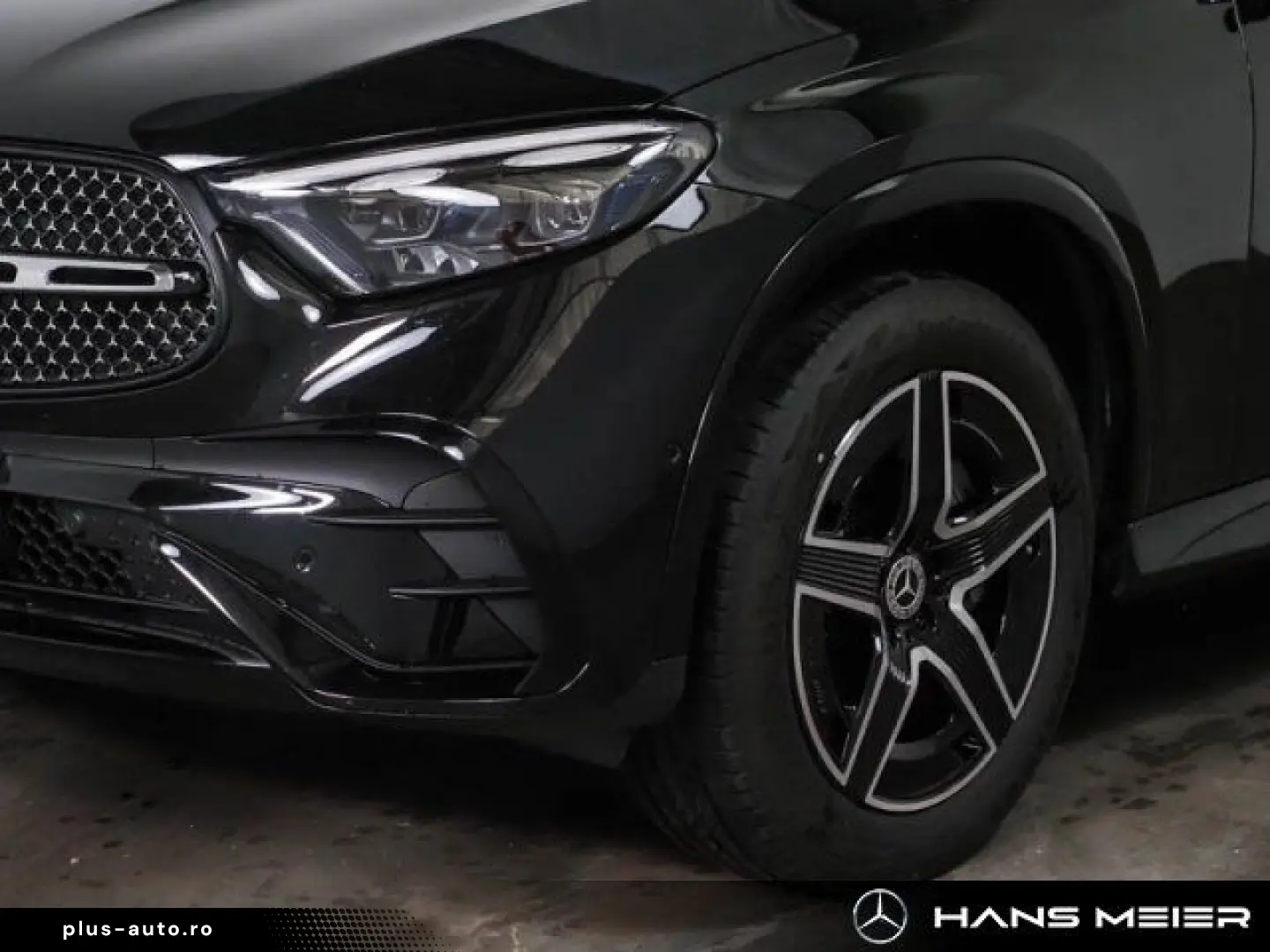 MERCEDES-BENZ GLC 400 e 4M AMG AHK Panorama Night Memory 360