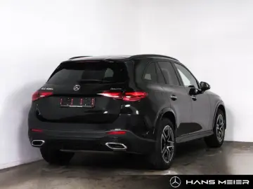 MERCEDES-BENZ GLC 400 e 4M AMG AHK Panorama Night Memory 360