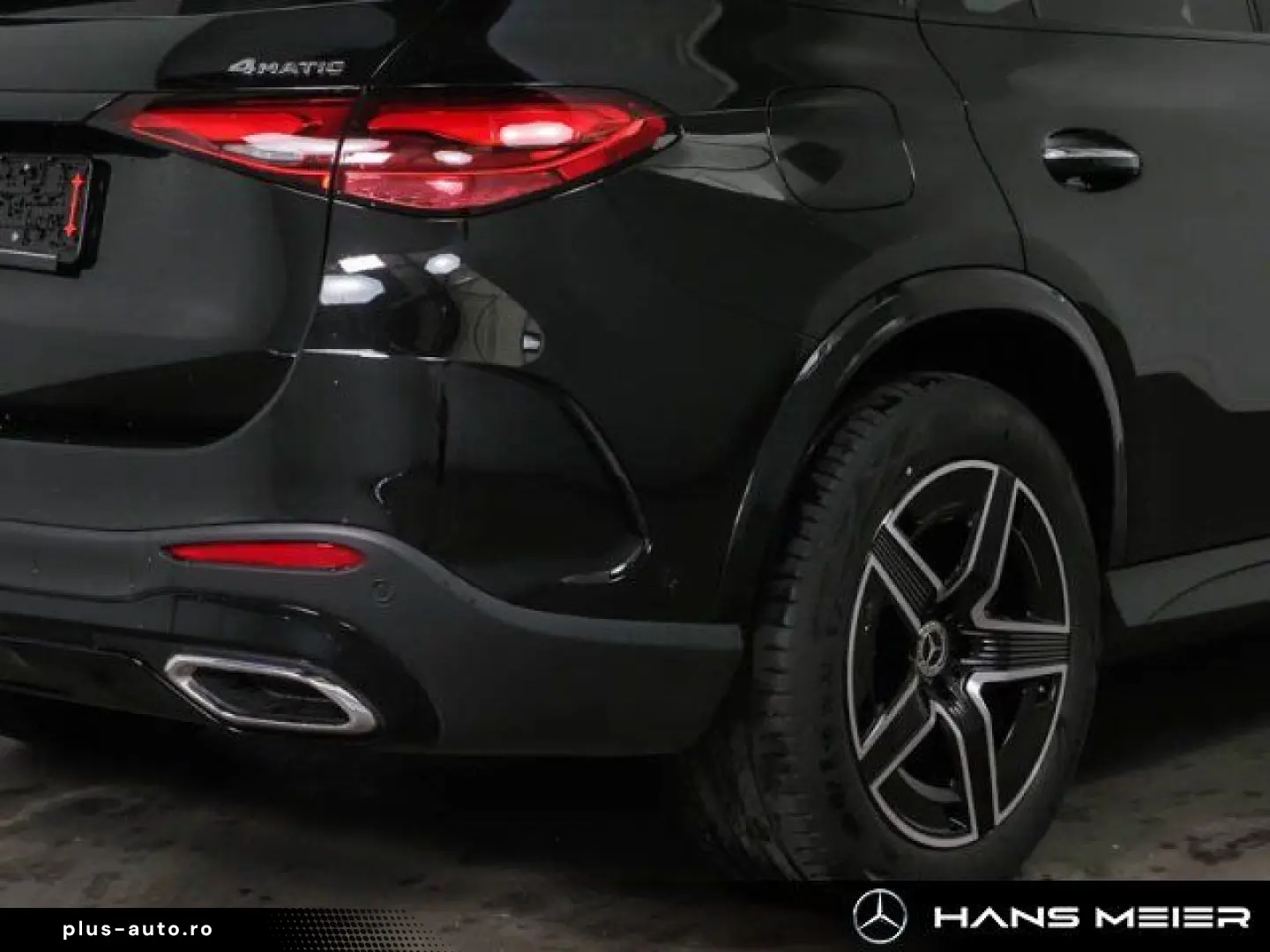 MERCEDES-BENZ GLC 400 e 4M AMG AHK Panorama Night Memory 360