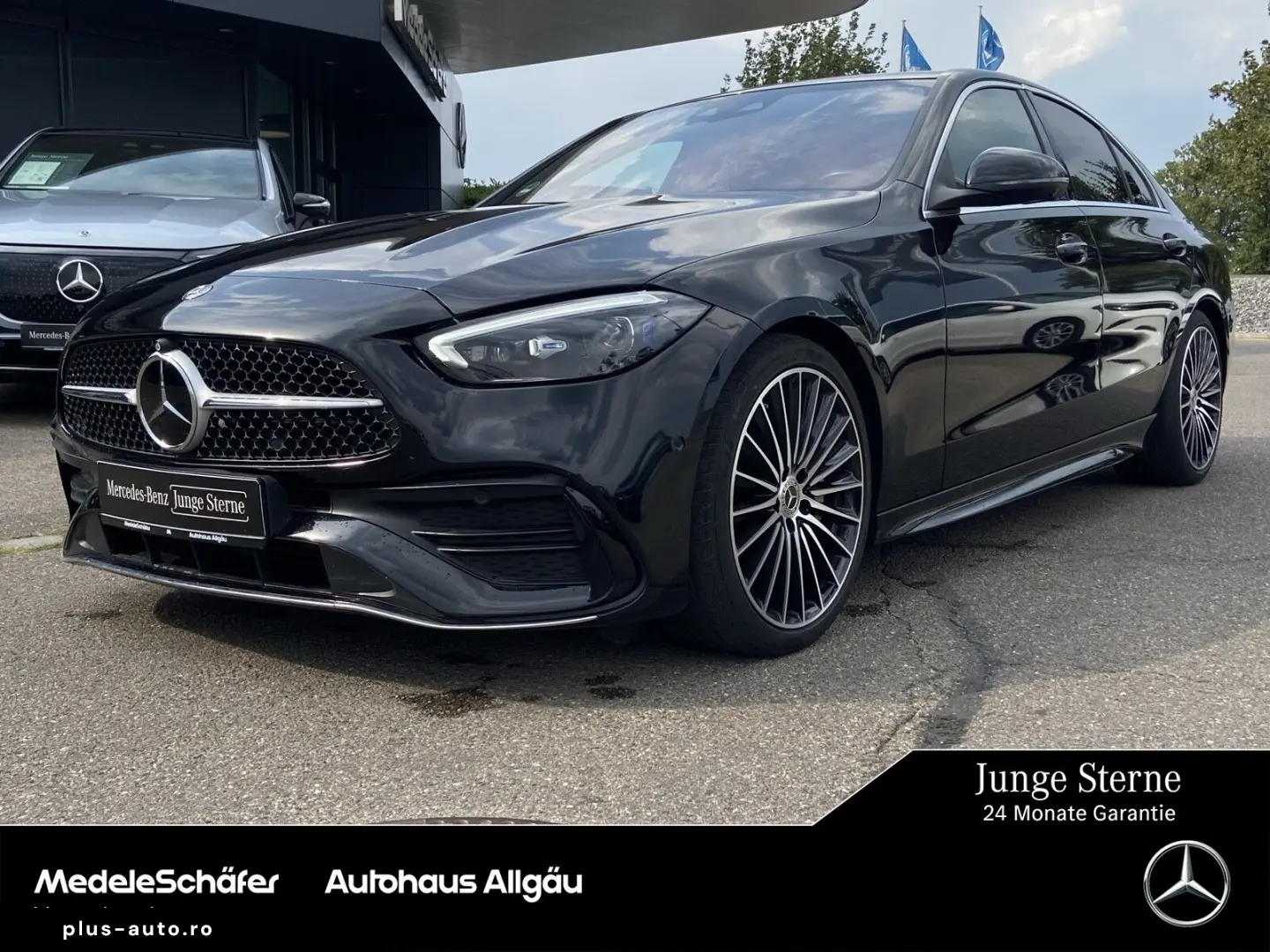 MERCEDES-BENZ C 300 4M AMG AHK Pano Burm  Memory