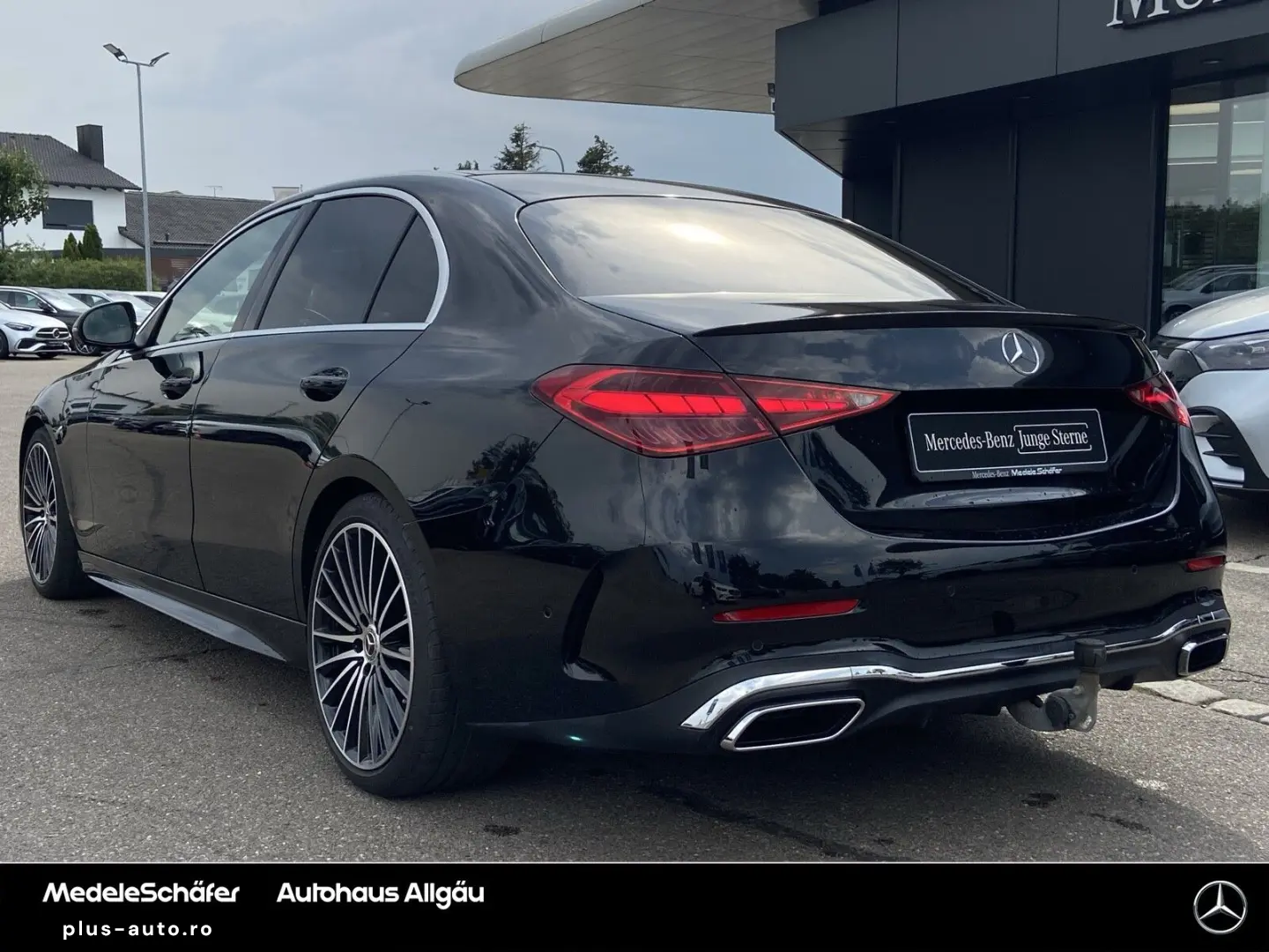 MERCEDES-BENZ C 300 4M AMG AHK Pano Burm  Memory