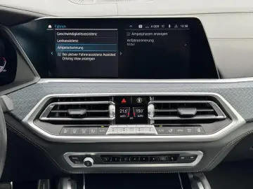 BMW X6 M50i Black Vermilion FrozenBlack Laser B&W