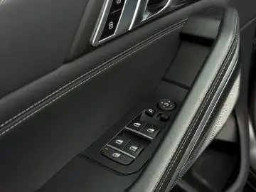 BMW X6 M50i Black Vermilion FrozenBlack Laser B&W