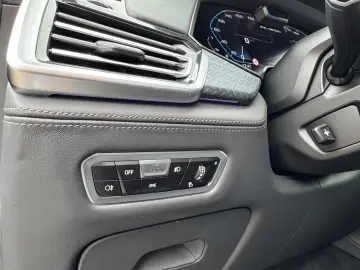 BMW X6 M50i Black Vermilion FrozenBlack Laser B&W