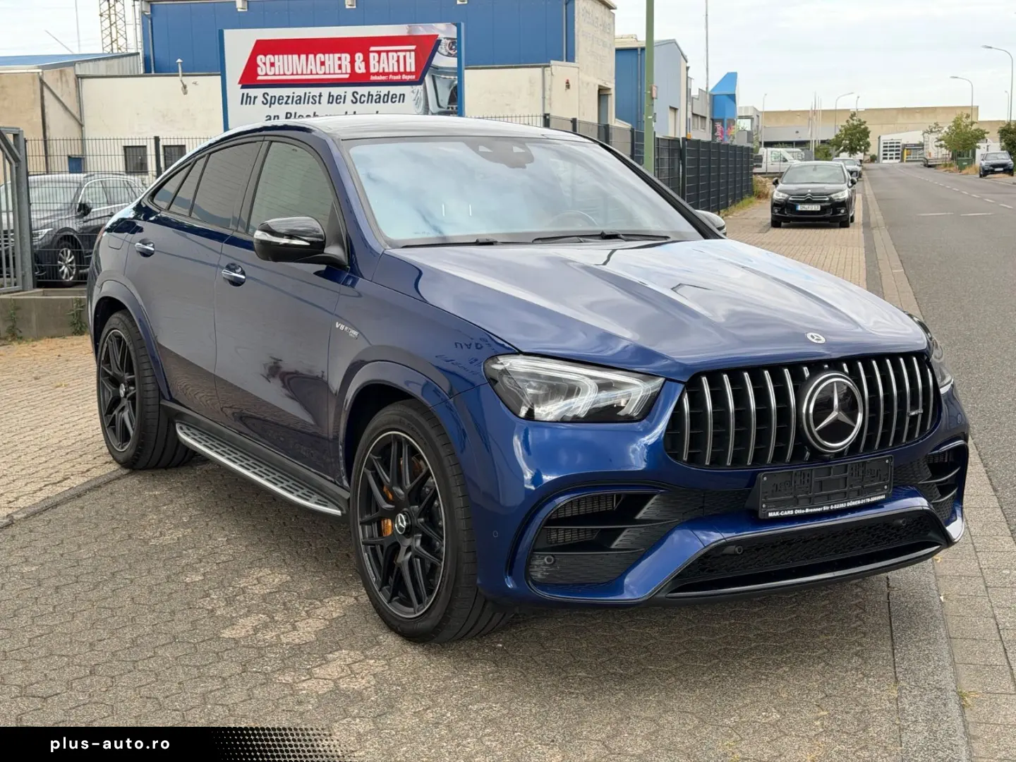 MERCEDES-BENZ GLE 63 AMG S Burmester High-End Head-Up