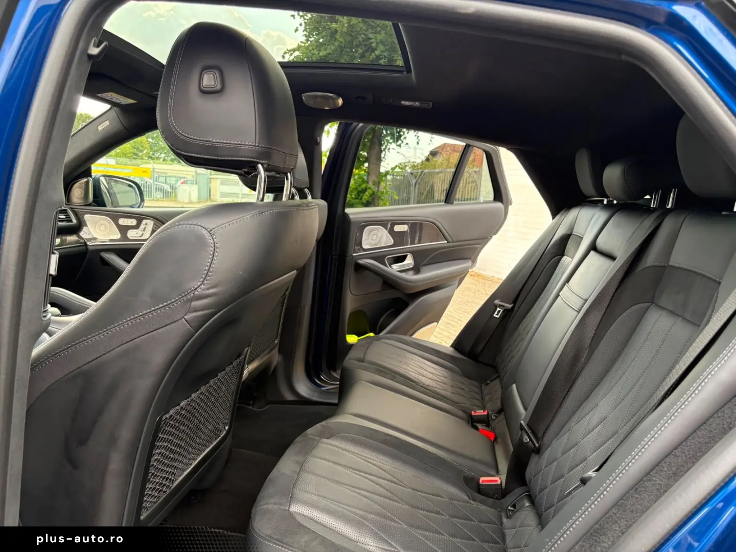 MERCEDES-BENZ GLE 63 AMG S Burmester High-End Head-Up