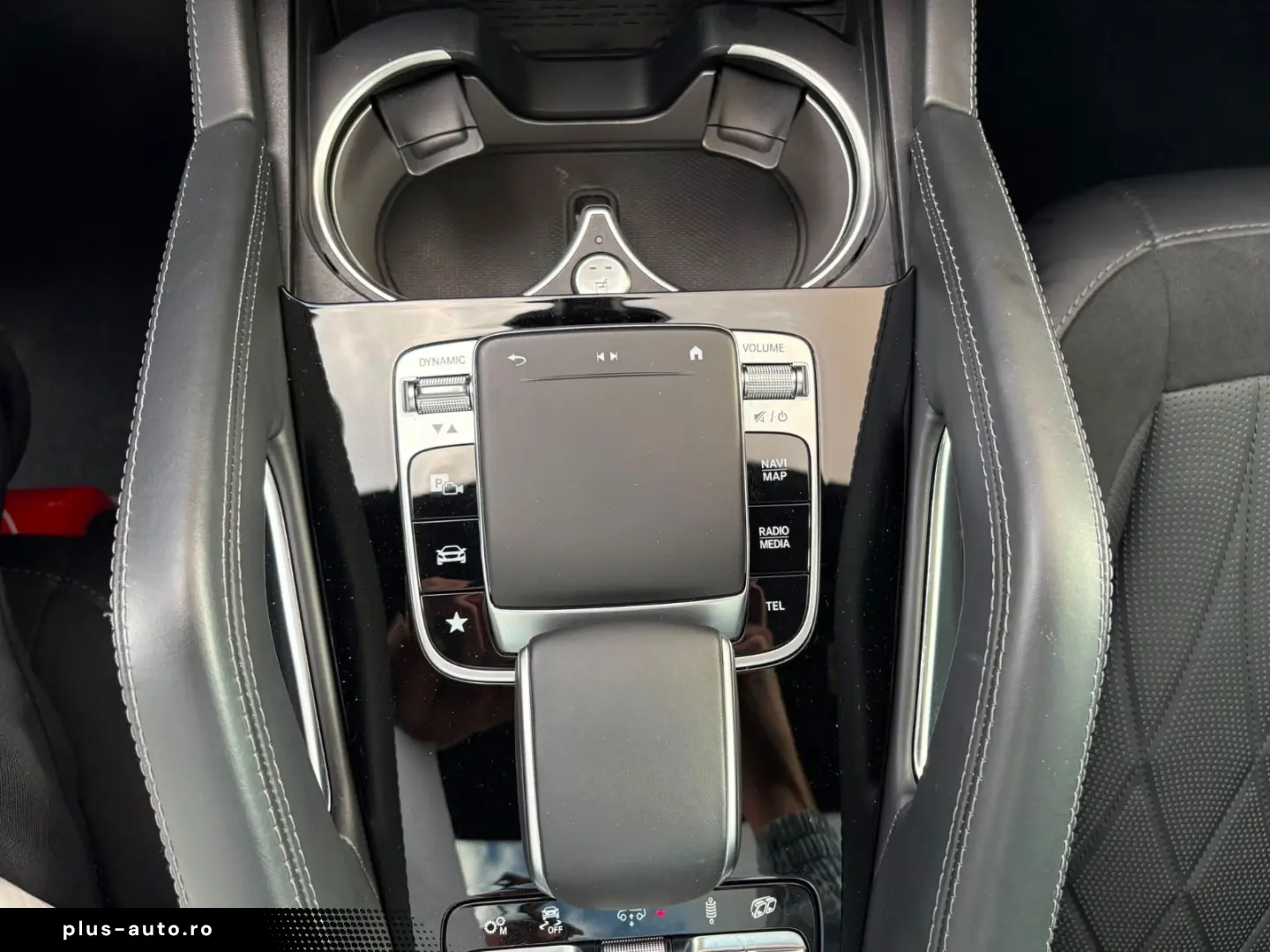 MERCEDES-BENZ GLE 63 AMG S Burmester High-End Head-Up