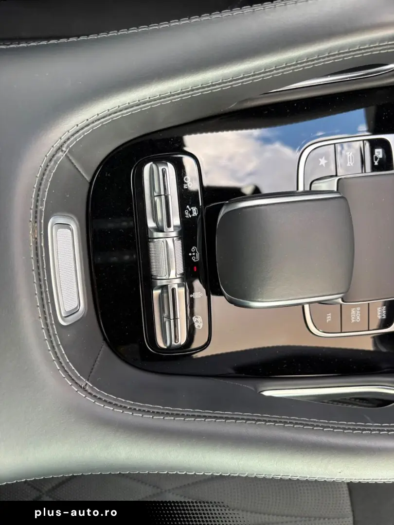 MERCEDES-BENZ GLE 63 AMG S Burmester High-End Head-Up