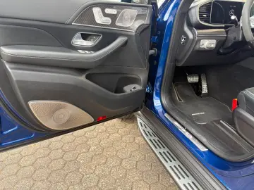 MERCEDES-BENZ GLE 63 AMG S Burmester High-End Head-Up