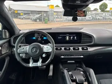 MERCEDES-BENZ GLE 63 AMG S Burmester High-End Head-Up