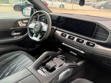 MERCEDES-BENZ GLE 63 AMG S Burmester High-End Head-Up