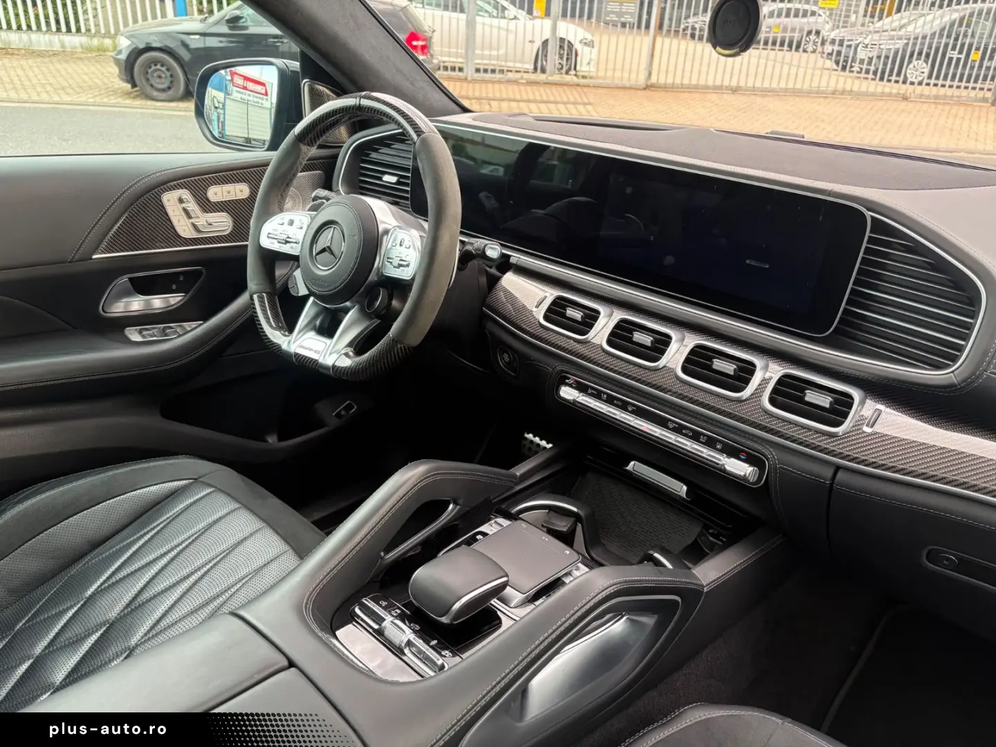 MERCEDES-BENZ GLE 63 AMG S Burmester High-End Head-Up