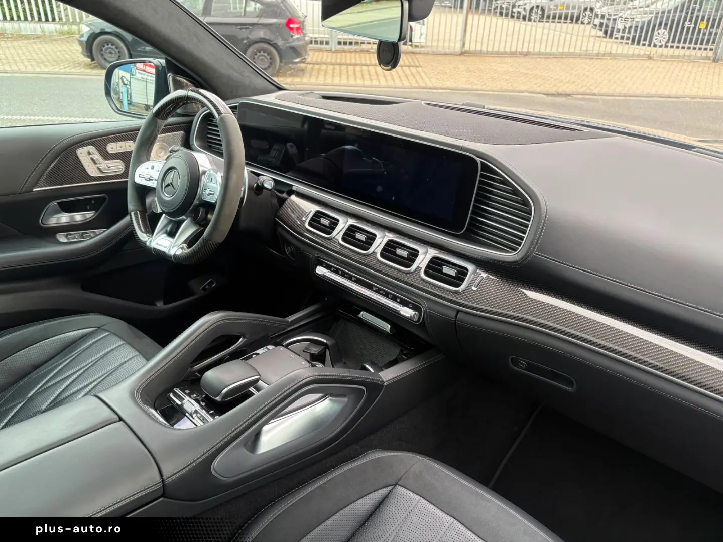 MERCEDES-BENZ GLE 63 AMG S Burmester High-End Head-Up