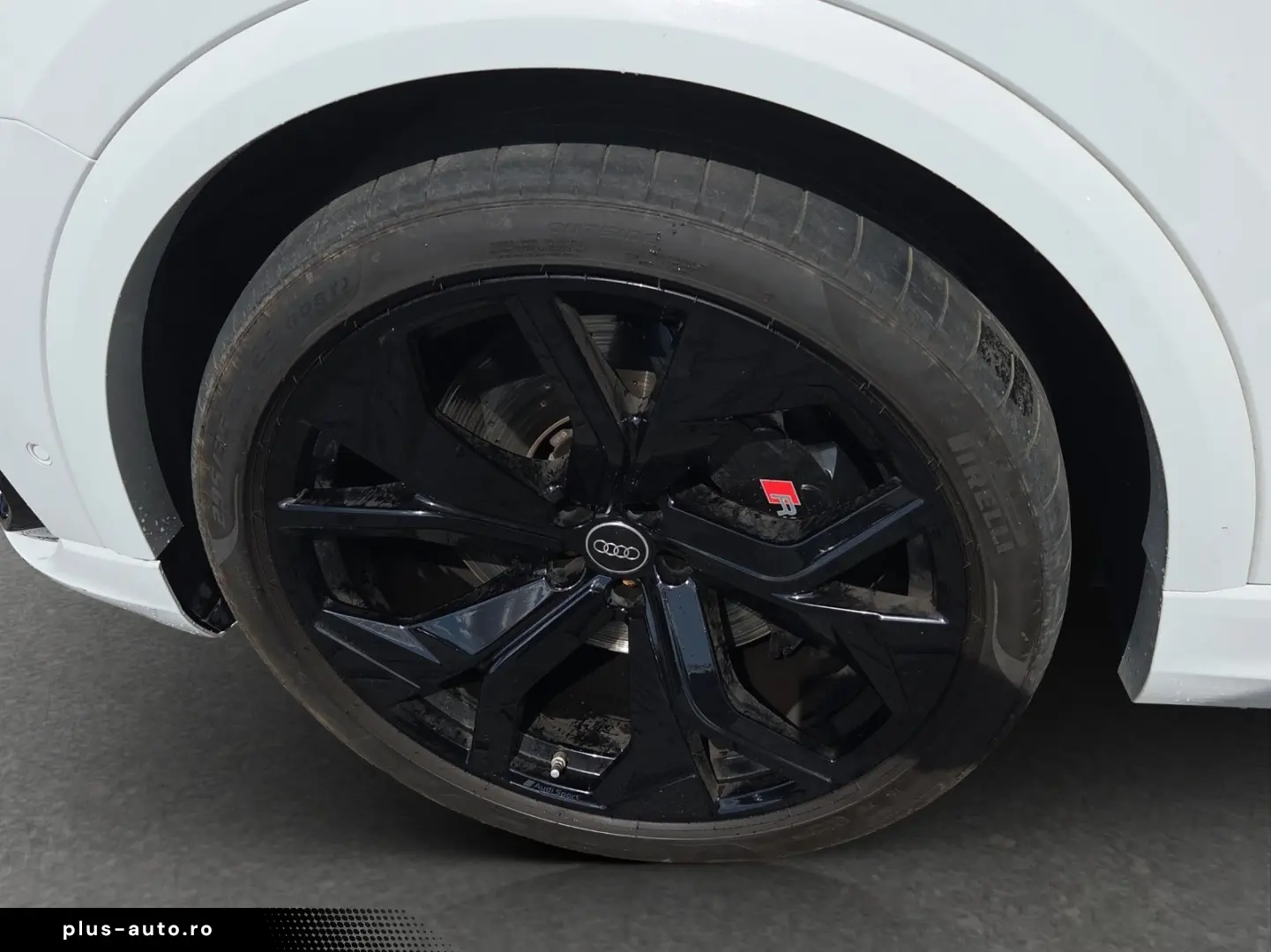 AUDI RS Q8 tiptronic Matrix HUD B&O Pano AHK Virtual