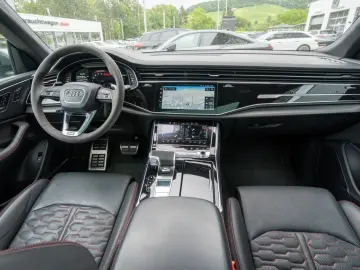 AUDI RS Q8 4.0TFSI quattr NAVI MATRIX KERAMIK 305km h