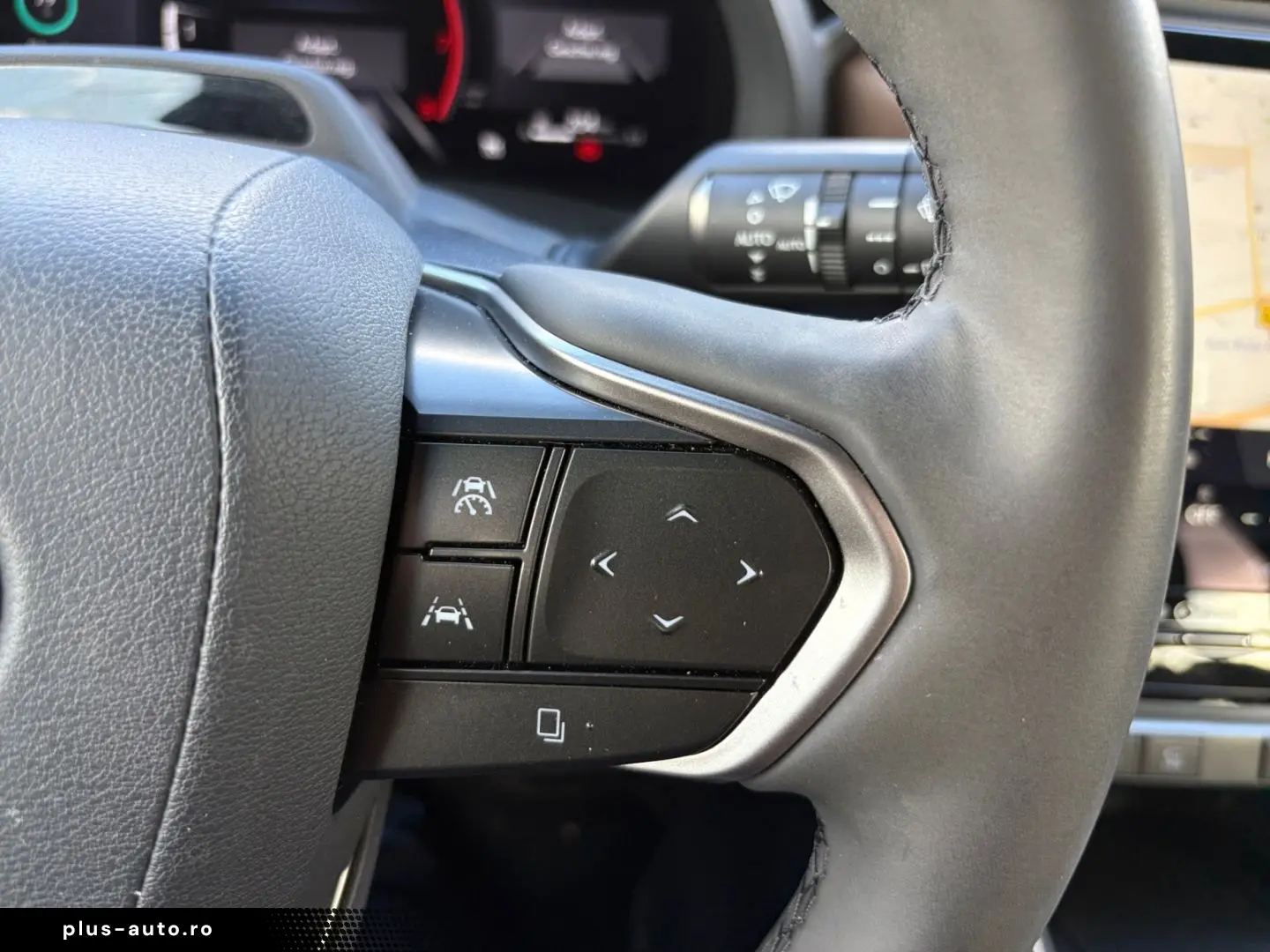 LEXUS LBX FWD Elegant  M Levinson LED HUD 360  el. Hec