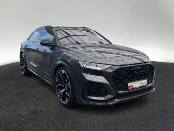 AUDI RSQ8 quattro tiptronic AHK Keramik Sportabgas B&
