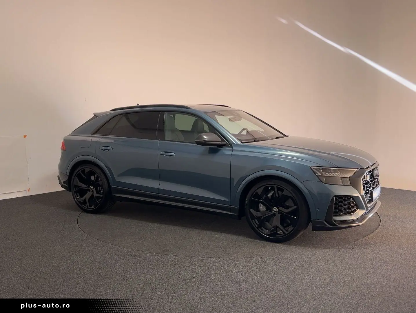 AUDI RS Q8 4.0 TFSI quattro Dynamik Plus Sportabgas