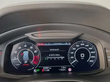 AUDI RS Q8 4.0 TFSI quattro Dynamik Plus Sportabgas