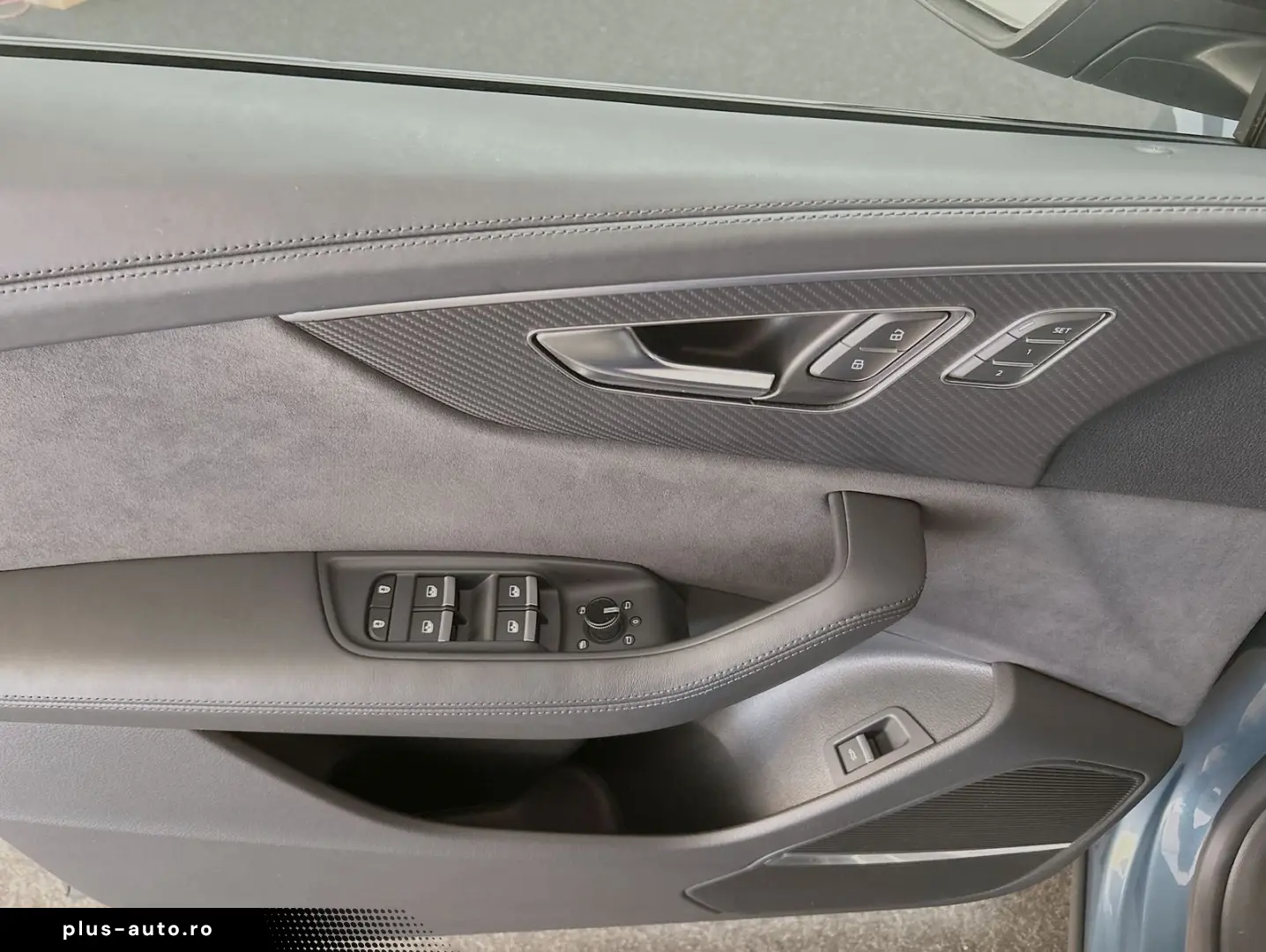 AUDI RS Q8 4.0 TFSI quattro Dynamik Plus Sportabgas