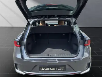 LEXUS LBX 1.5 Hybrid Relax E-FOUR Safe & Sound Paket