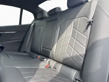 BMW 520 d M SPORT StHz Pano