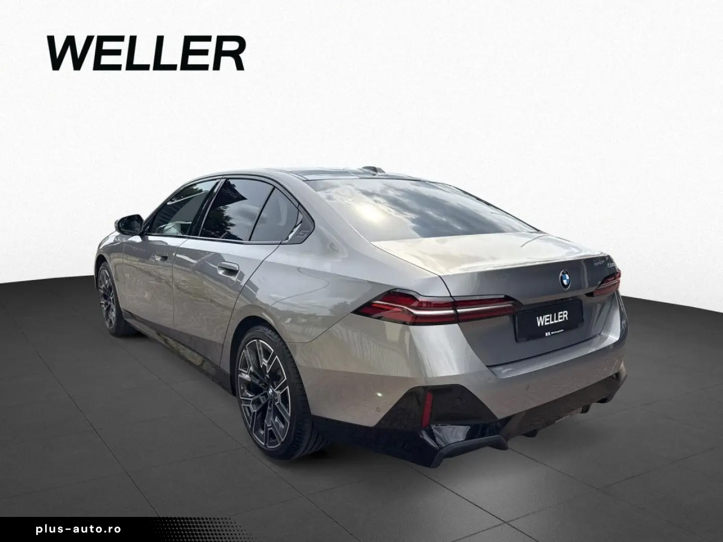 BMW 520iA M SPORT LivePro Pano AHK Lea.o.Anz.455 -
