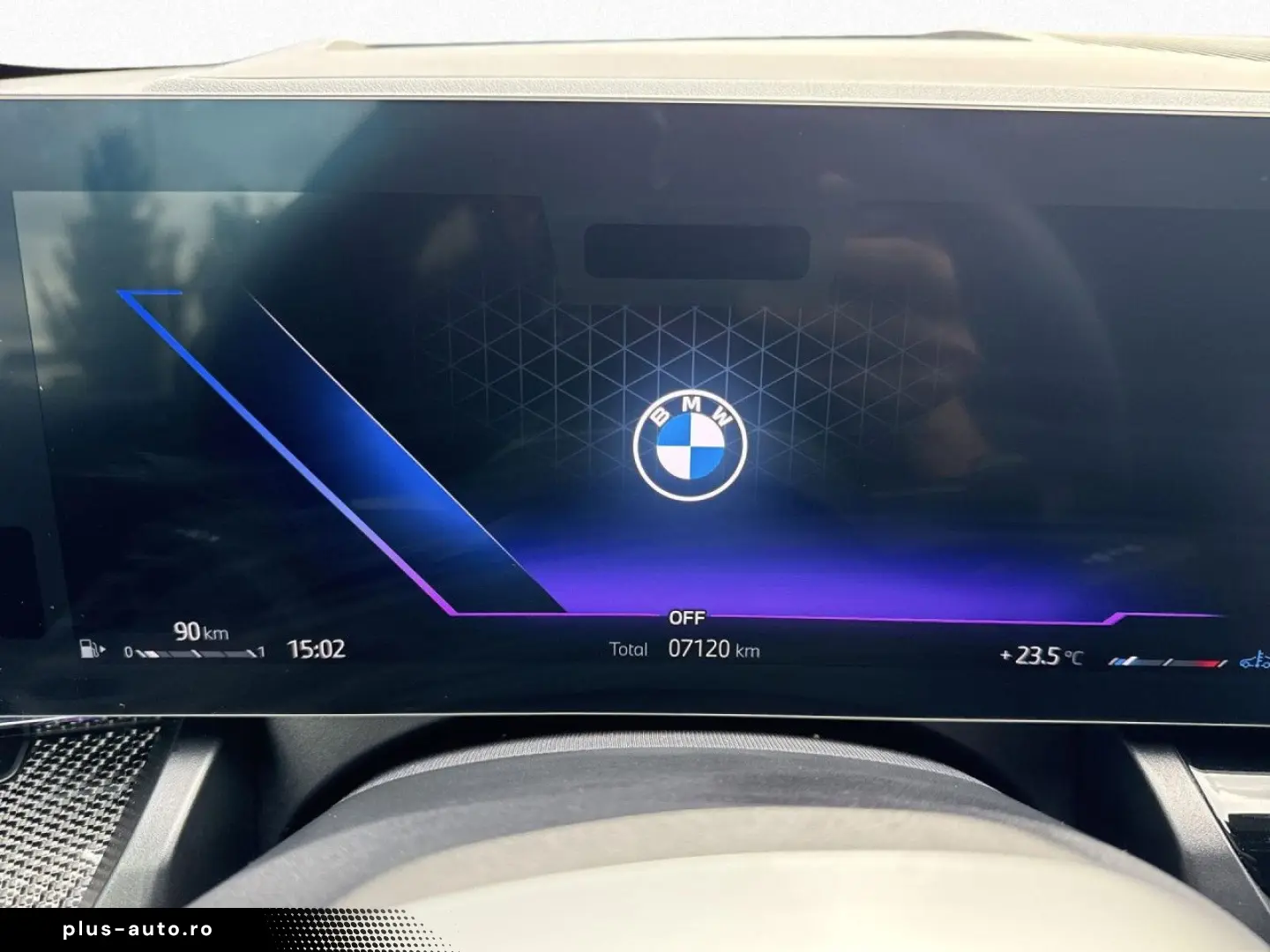 BMW 520iA M SPORT LivePro Pano AHK Lea.o.Anz.455 -