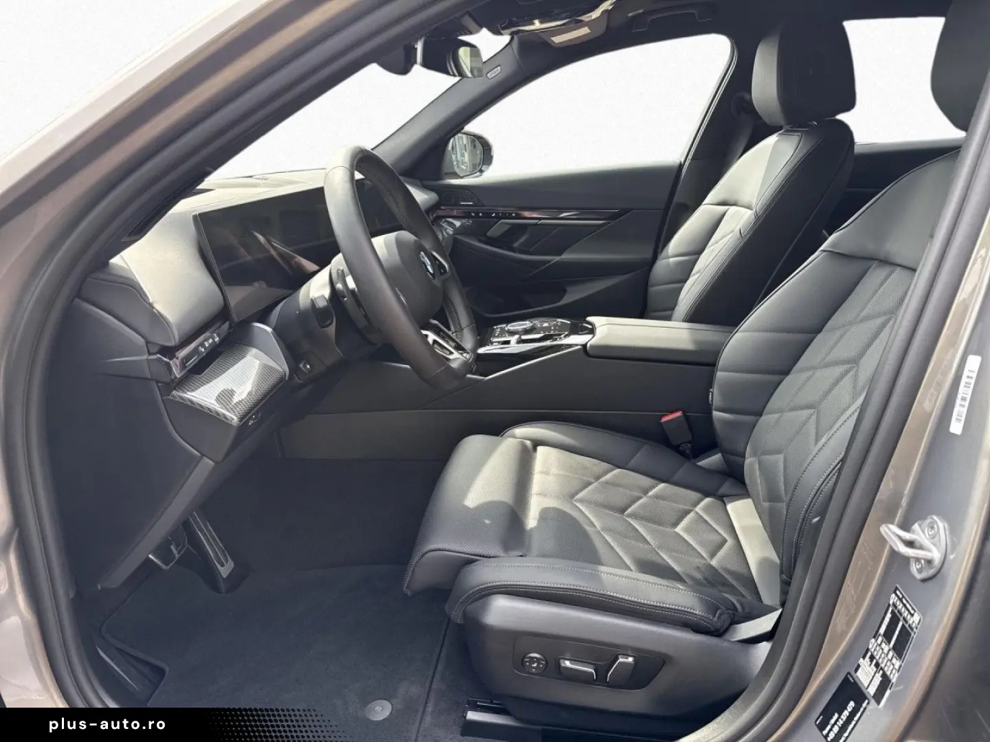 BMW 520iA M SPORT LivePro Pano AHK Lea.o.Anz.455 -