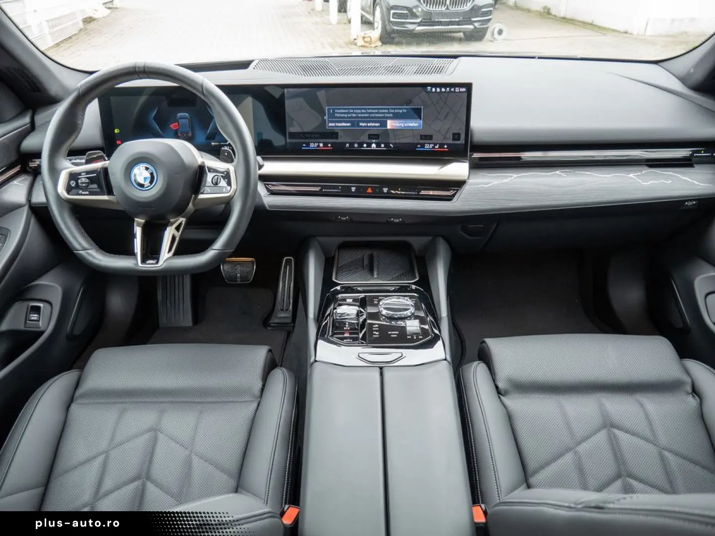 BMW 530e M-Sport PANO HUD 360 KAM HK