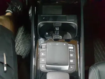 MERCEDES-BENZ GLA 200 d 8G-Style
